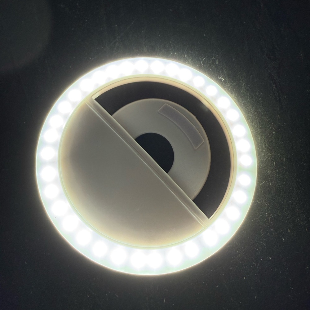 Compact White Clip-On Selfie Ring Light